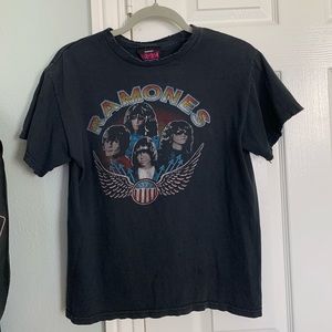 Brandy Melville Ramones band tee🖤
